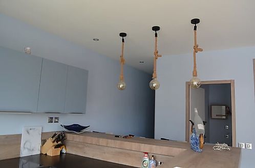 Appartement rénové avec belle amarre de 20m x 5m avant les ponts