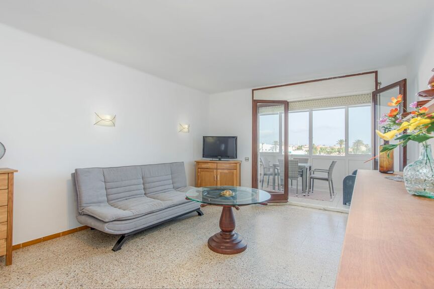 Nice 1 bedroom apartment in Port Grec