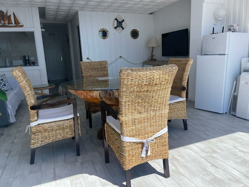 Apartament a primera línia de mar a Canyelles Roses vista mar