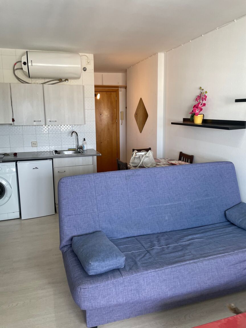 Estudio en venta a 100 metros de la playa en Empuriabrava. Gran oportunidad!