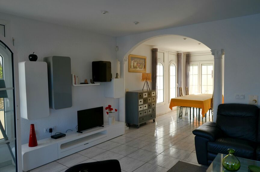 3 bedroom villa, Empuriabrava canal view