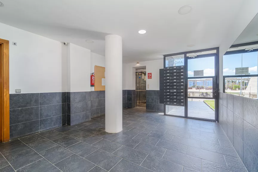 Sea view, 2 bedrooms !!!! OPPORTUNITY