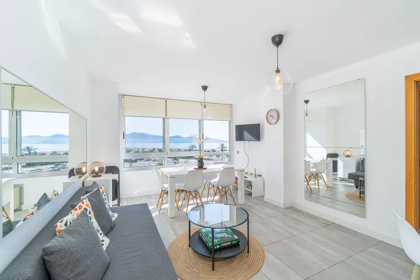 Sea view, 2 bedrooms !!!! OPPORTUNITY
