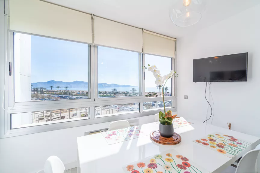 Sea view, 2 bedrooms !!!! OPPORTUNITY