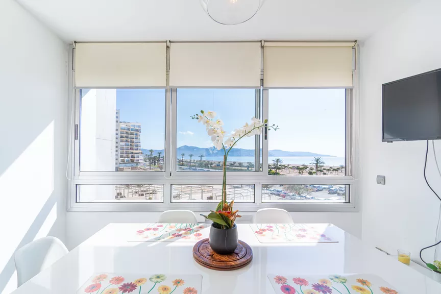 Sea view, 2 bedrooms !!!! OPPORTUNITY