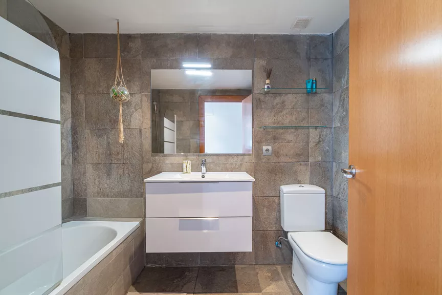 Sea view, 2 bedrooms !!!! OPPORTUNITY