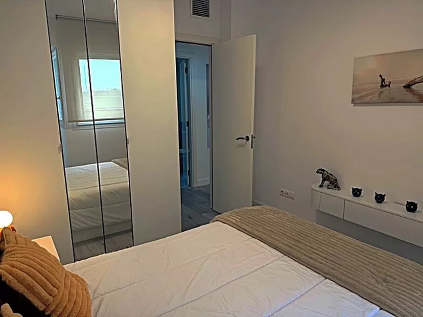 Magnificent 2-bedroom apartment, terrace, rooftop pool