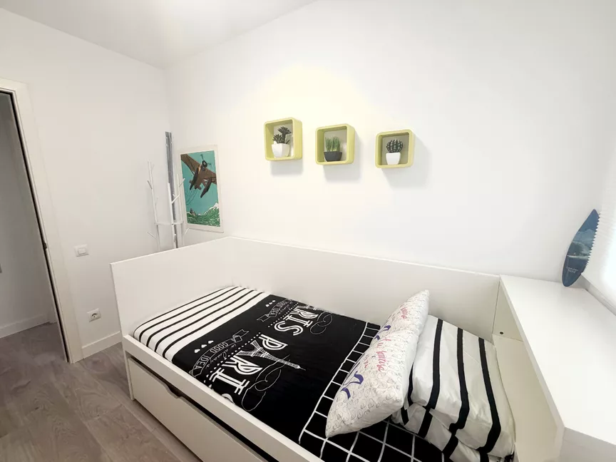 Magnífico apartamento de 2 dormitorios, terraza y piscina en la azotea