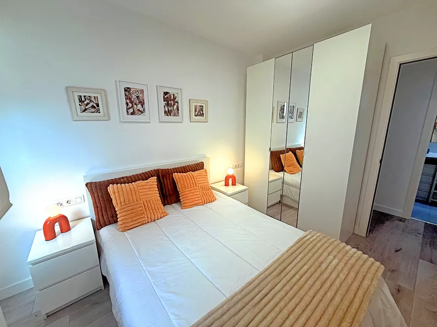 Magnífico apartamento de 2 dormitorios, terraza y piscina en la azotea