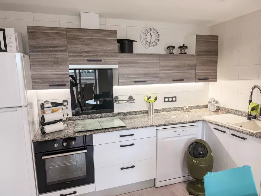 Magnífico apartamento de 2 dormitorios, terraza y piscina en la azotea