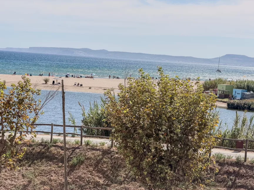2-bedroom beachfront apartment in Empuriabrava