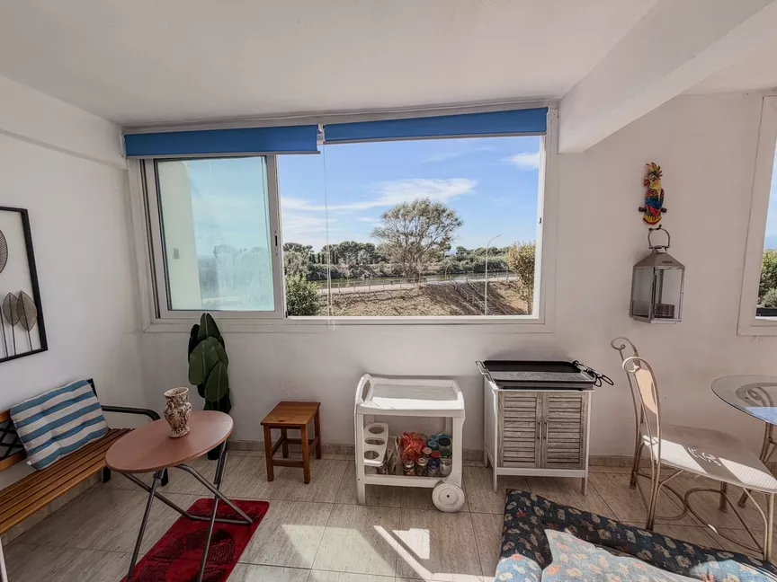 2-bedroom beachfront apartment in Empuriabrava