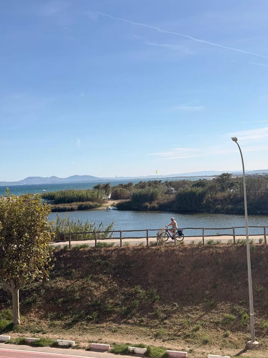 Appartement de 2 chambres en première ligne de mer à Empuriabrava