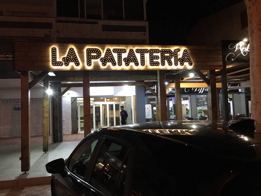 Patateria restaurant in the center of Empuriabrava