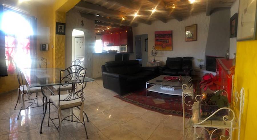 Superb single storey villa just steps from the beach of Empuriabrava